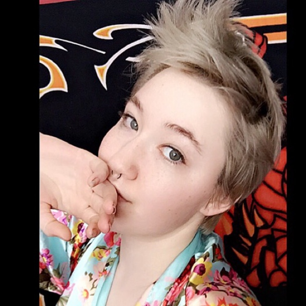Meet your Posher, Sierra